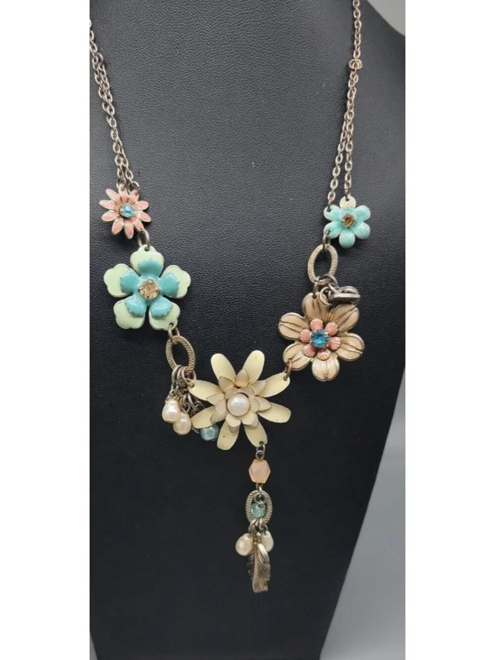 Vintage Plunder Dangling Flower Necklace Multicolor Rhinestones Silver Tone 20" - Picture 3 of 16
